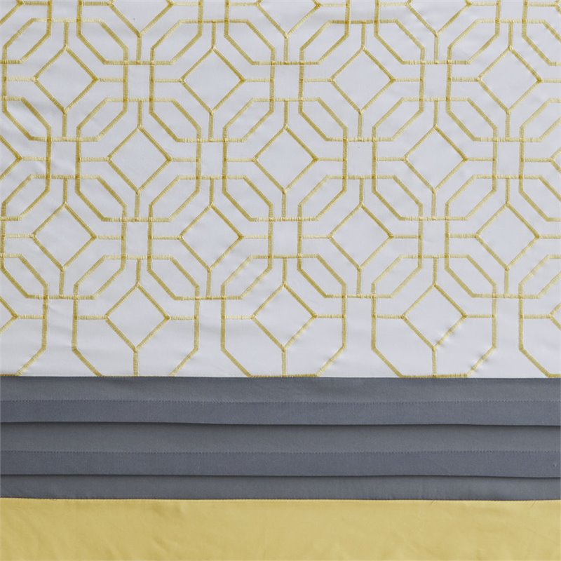 510 Design Donnell Transitional Microfiber Shower Curtain in Yellow/Gray