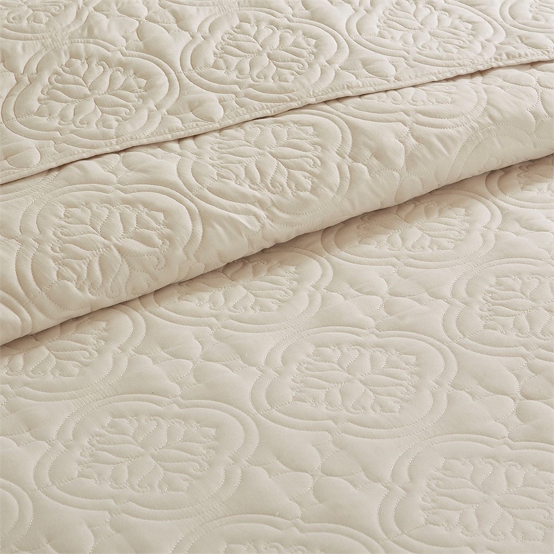 510 Design Oakley 3-Piece Polyester Microfiber Bedspread Set in Cream