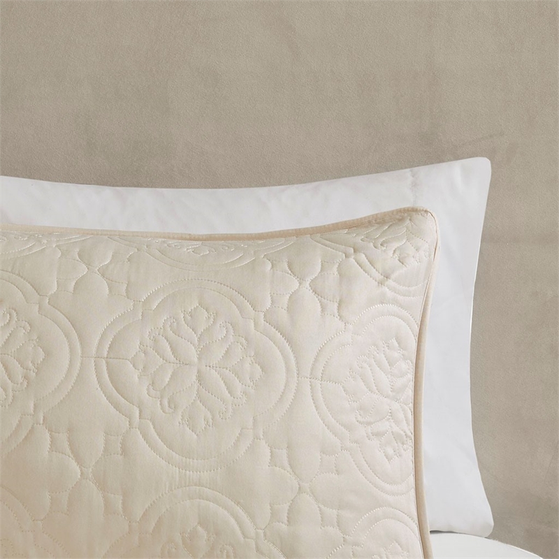 510 Design Oakley 3-Piece Polyester Microfiber Bedspread Set in Cream
