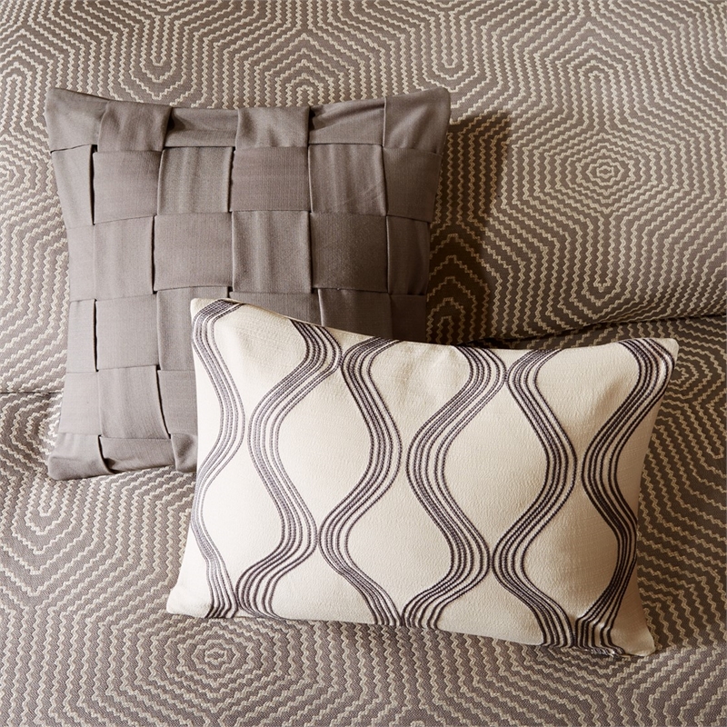 Madison Park Signature 8-Piece Polyester Jacquard Comforter Set in Brown