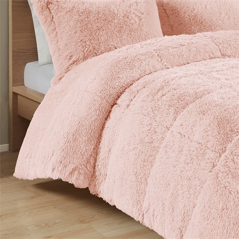 Intelligent Design Malea Polyester Back Shaggy Long Fur Comforter Set in Pink