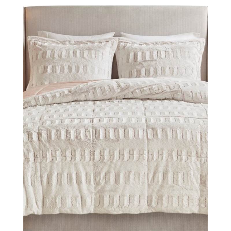 Madison Park Gia Polyester Back Print Long Fur Comforter Mini Set in Pink