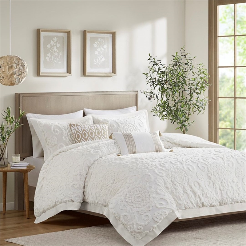 Harbor House Suzanna Cotton Comforter Mini Set with Embroidery in Ivory