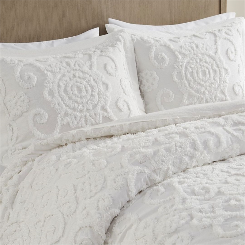 Harbor House Suzanna Cotton Comforter Mini Set with Embroidery in Ivory