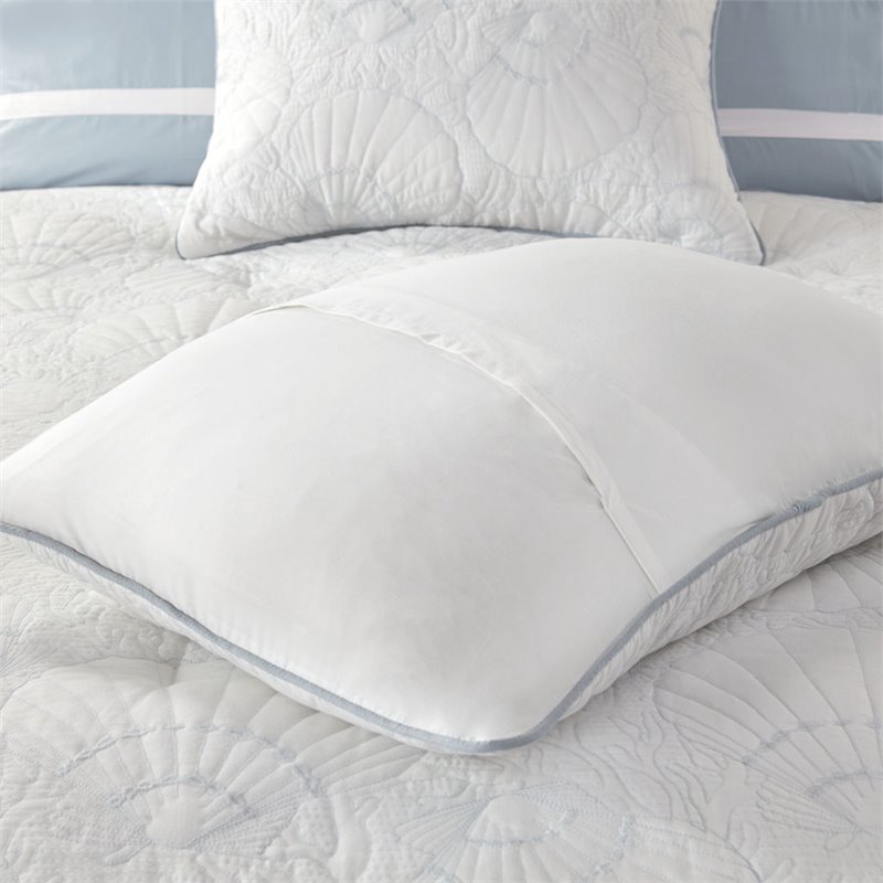 Harbor House Crystal Beach Cotton Quilted Comforter Set in White