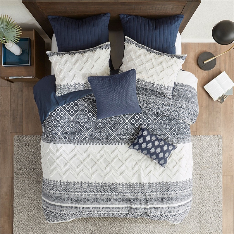 INK+IVY Mila 3-piece Cotton Printed Duvet Cover Set with Chenille in Navy