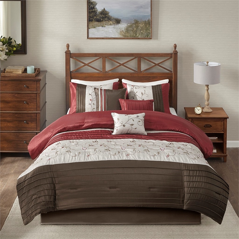 Madison Park Serene 7-piece Polyester Polyoni Comforter Set in Red/Chocolate