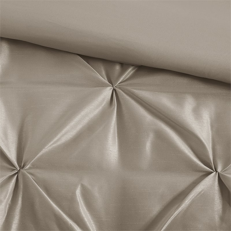 Madison Park Laurel 7-Piece 100 Percent Polyester Polyoni Set w/ Pleats in Beige