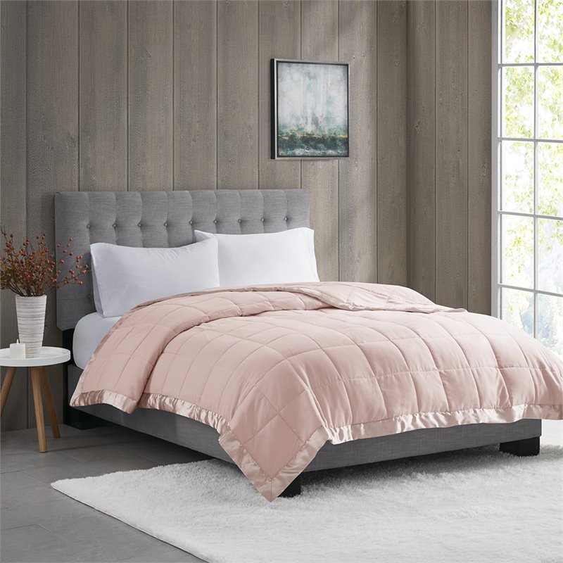Madison Park Polyester Microfiber Solid Blanket in Blush Pink