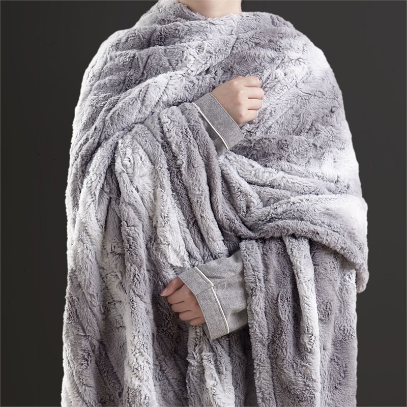 Beautyrest Polyester Faux Tip Dye Long Fur Heated Throw in Gray