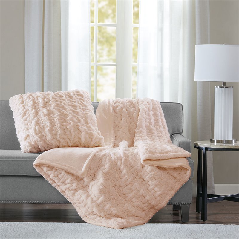 Madison Park 100 Percent Polyester Solid Long Fur Throw in Aqua Blue