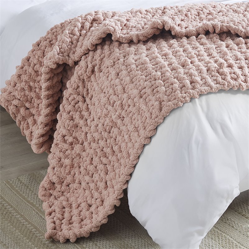 Madison Park 100 Percent Polyester Solid Chenille Chunky Knit Throw in Blush