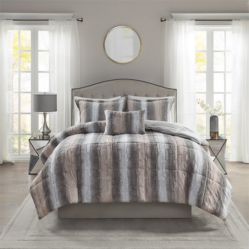 Madison Park 100 Percent Polyester Comforter Set in Blush Pink/Gray