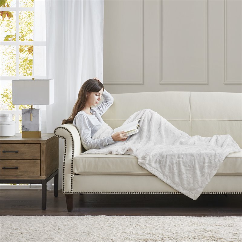 Madison Park 100 Percent Polyester Solid Brushed Long Fur Throw in White