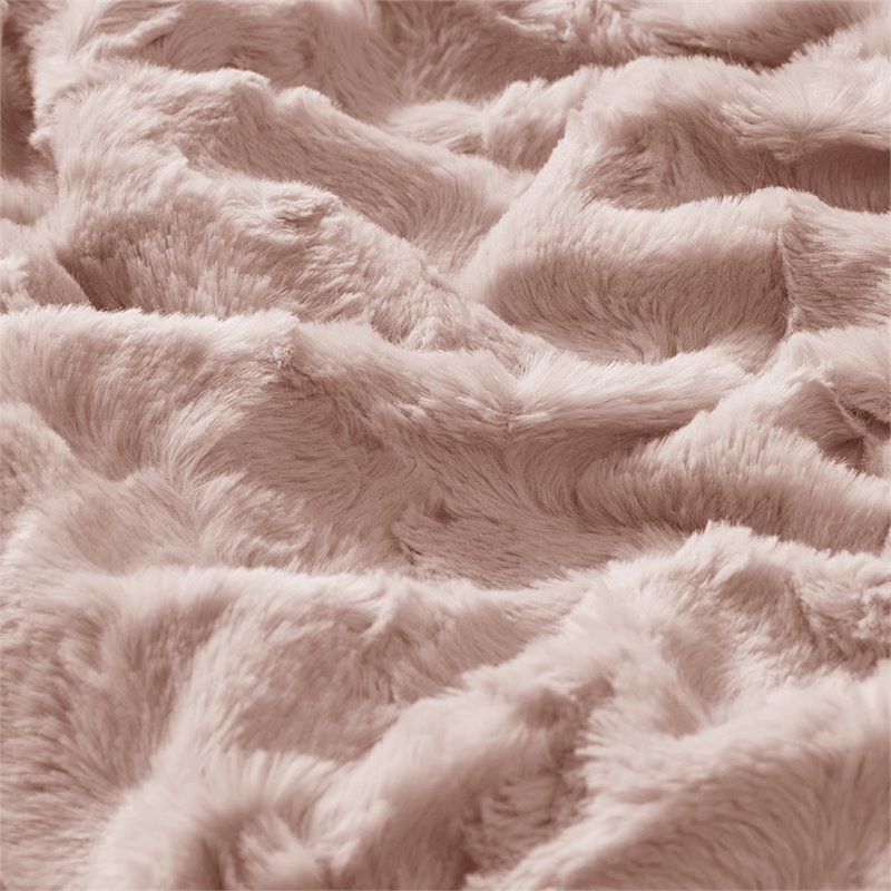 Madison Park 100 Percent Polyester Solid Brushed Long Fur Throw in Blush Pink