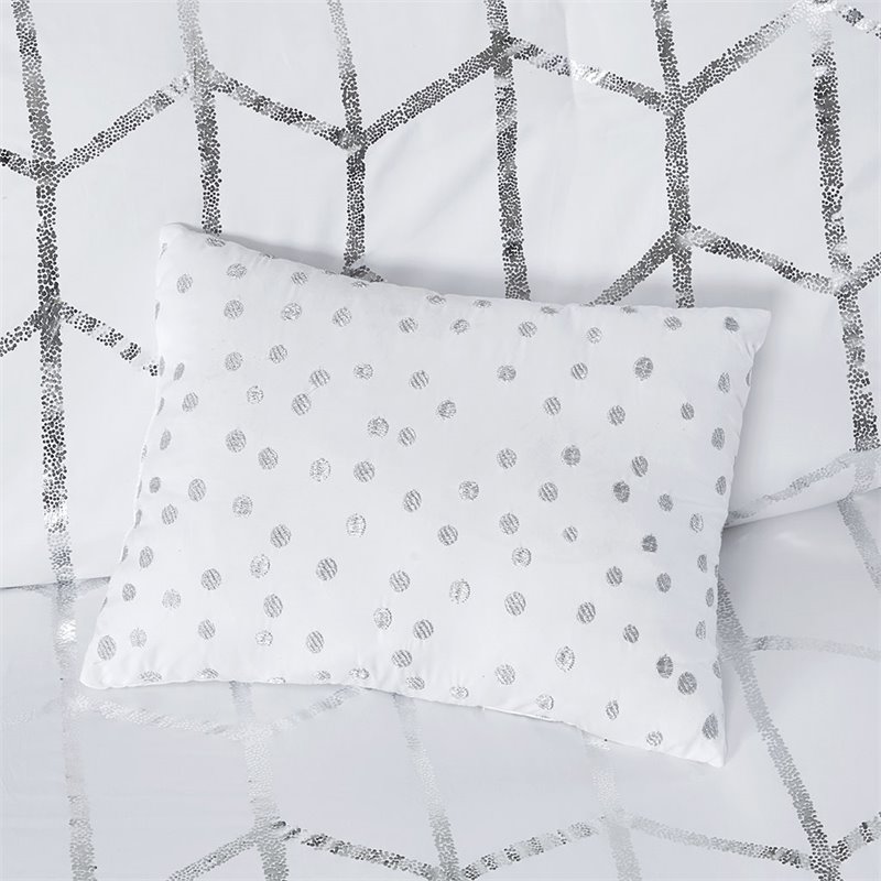 Intelligent Design 5-Piece Polyester Metallic Comforter Set in White/Silver