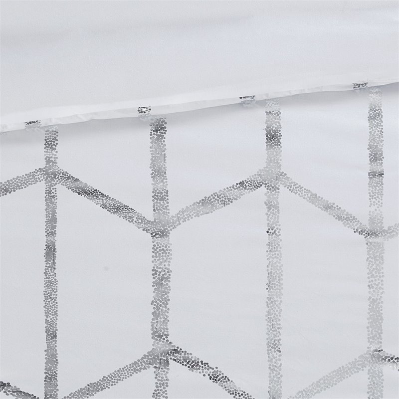 Intelligent Design 5-Piece Polyester Metallic Comforter Set in White/Silver