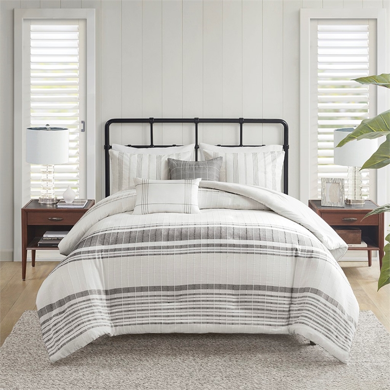 Harbor House 5-Piece Jacquard Transitional Cotton Duvet Set in White