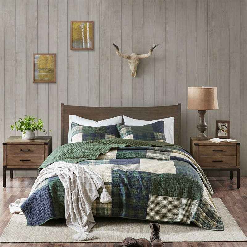 Woolrich Mill Creek Oversized Cotton Quilt Set in Green