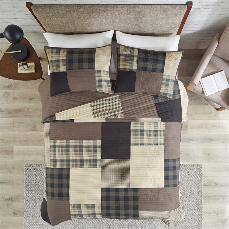 Woolrich Winter Hills Oversized Cotton Quilt Set in Tan