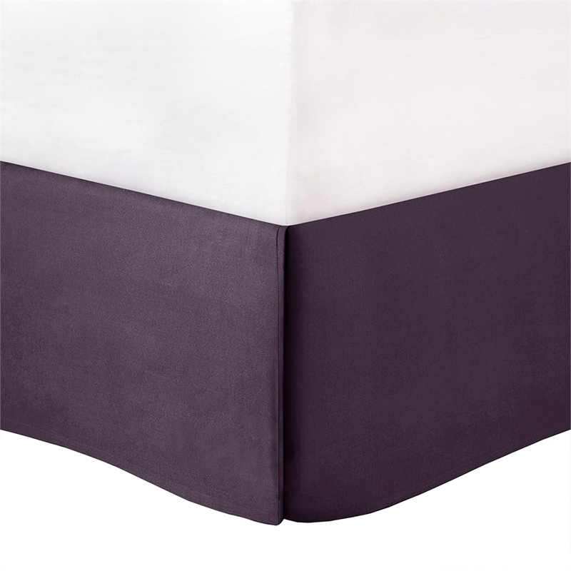 Madison Park Laurel 7 Piece Tufted Comforter Set in Plum