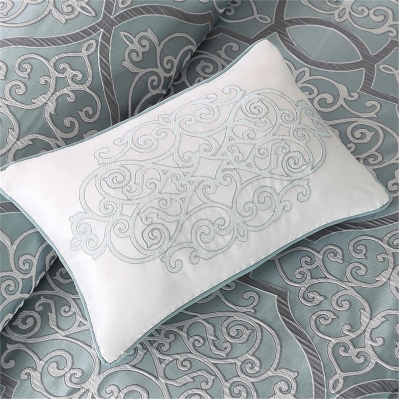 Madison Park Lavine 12 Piece Complete Bed Set in Blue