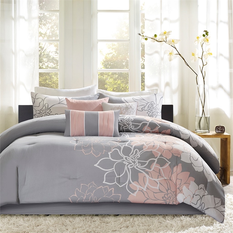 Madison Park Lola Comforter Set in Grey/Blush