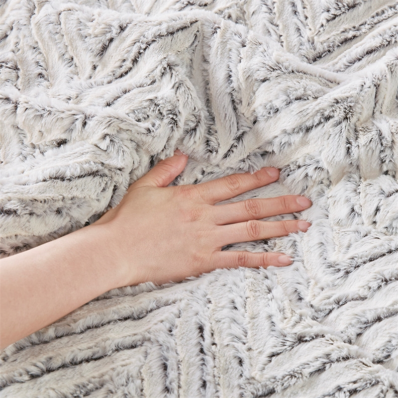 Madison Park Adelyn Ultra Plush Down Alternative Comforter Set in Ivory