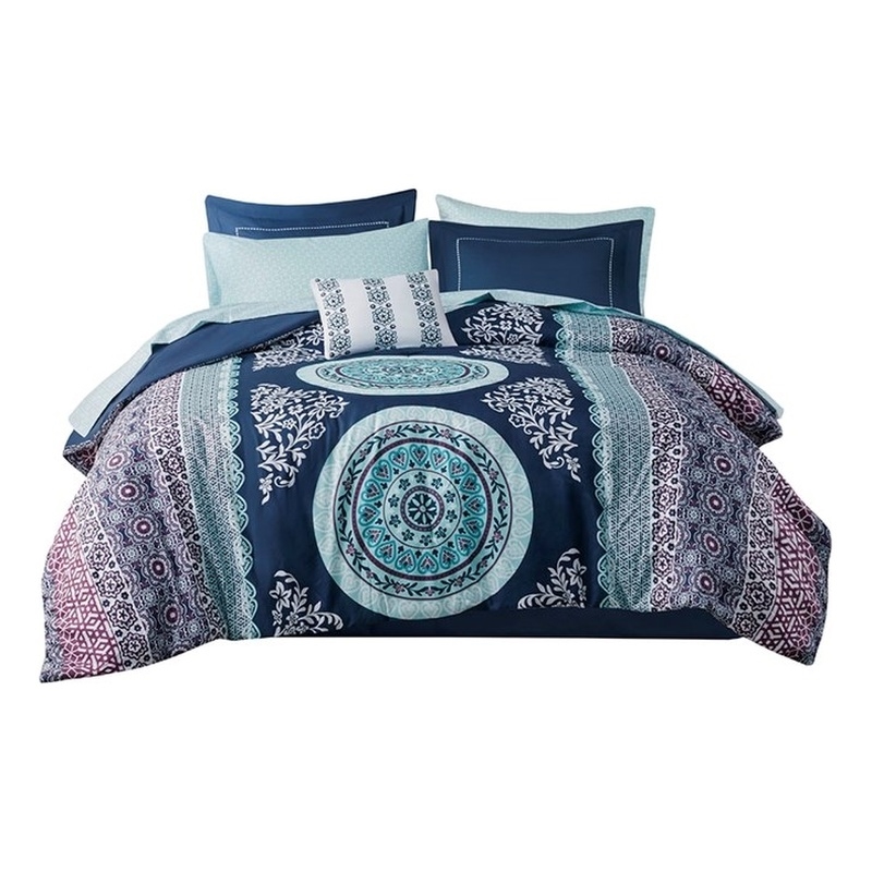 Intelligent Design Loretta Boho Comforter Set with Bed Sheets in Navy
