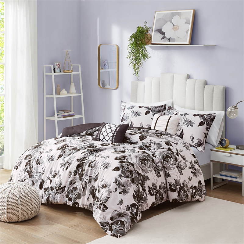 Intelligent Design Dorsey Floral Print Full/Queen Comforter Set in Black/White