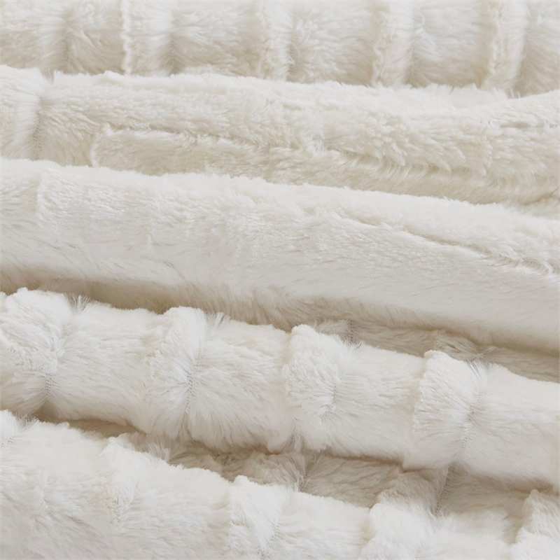 Madison Park Arctic Fur DownComforter Mini Set in Ivory King/Cal King