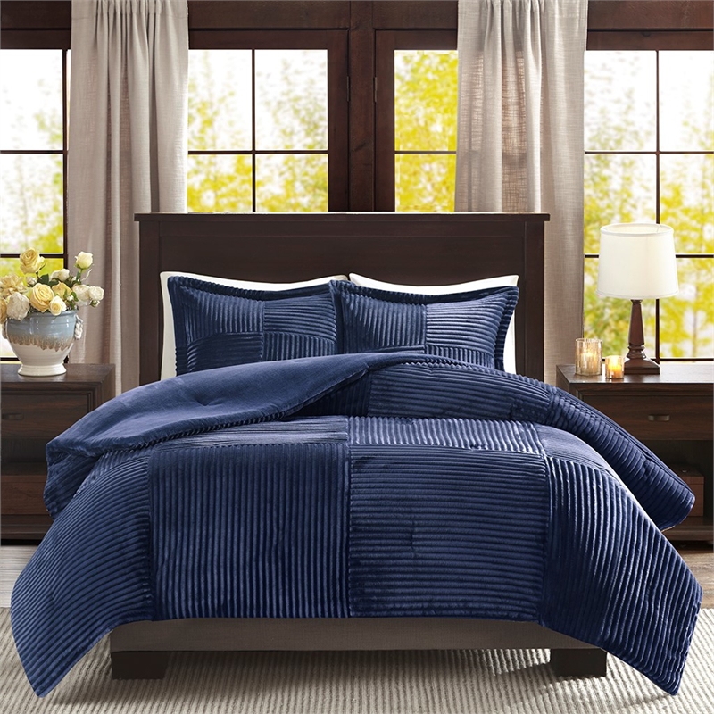 Madison Park Parker Plush Down Alternative Comforter Set in Navy Full/Queen