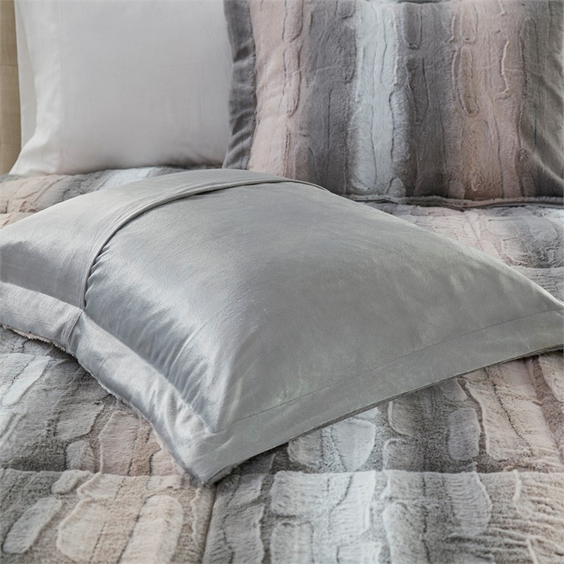 Madison Park Zuri 4PC Faux Fur Comforter Set in Blush/Grey King