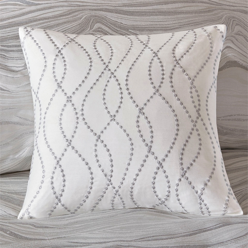 Madison Park Signature Hollywood Glam Modern Cotton Comforter Set in White