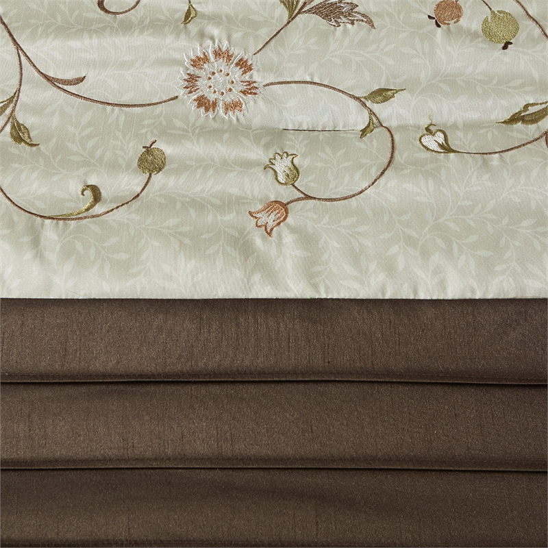 Madison Park Serene 7-Piece Fabric Embroidered Comforter Set - Green