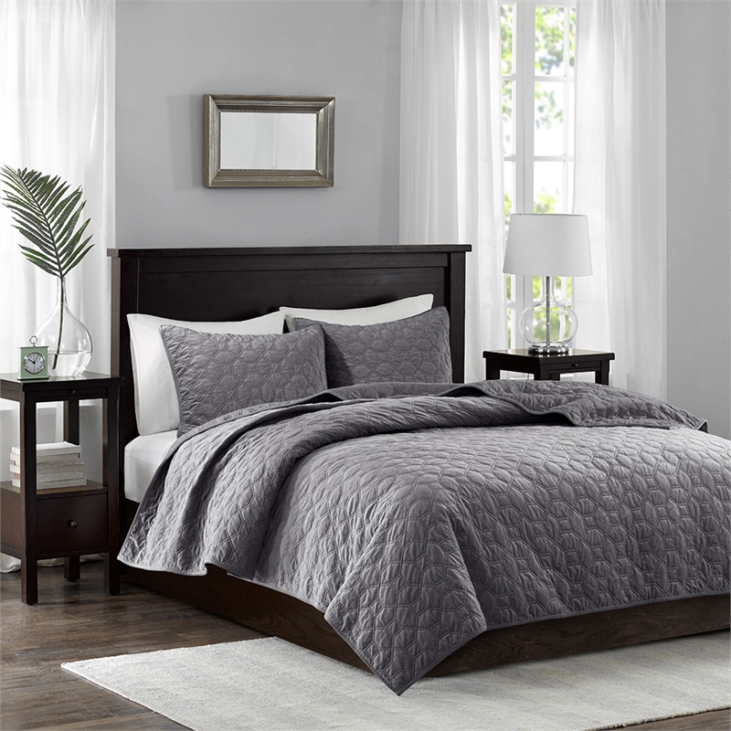 Madison Park Harper 3-Piece Modern Velvet Fabric Quilt Set in Gray