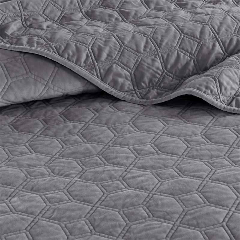 Madison Park Harper 3-Piece Modern Velvet Fabric Quilt Set in Gray