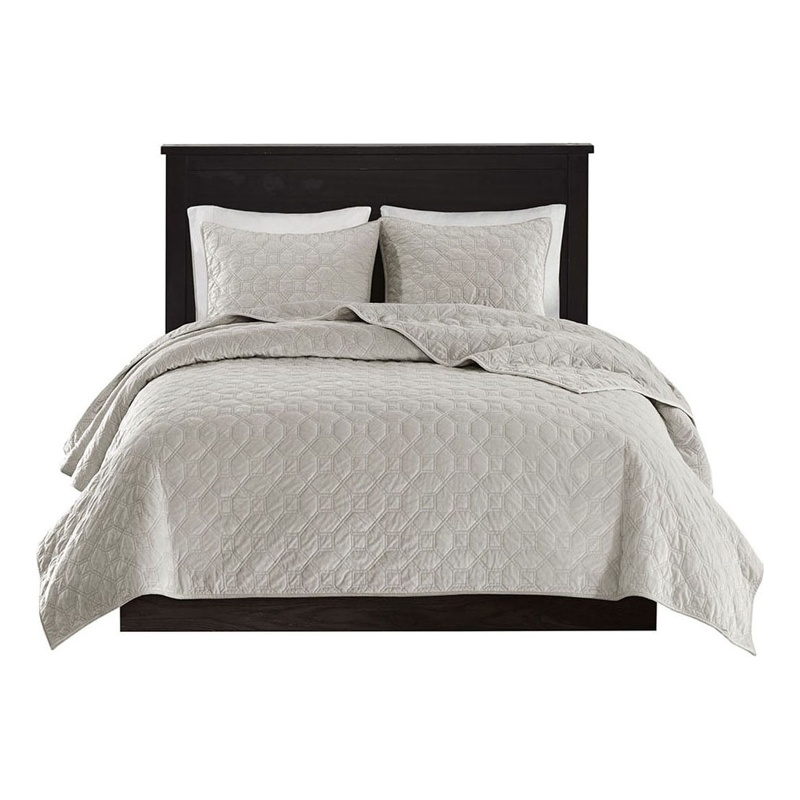 Madison Park Harper 3-Piece Modern Velvet Fabric Quilt Set in Ivory