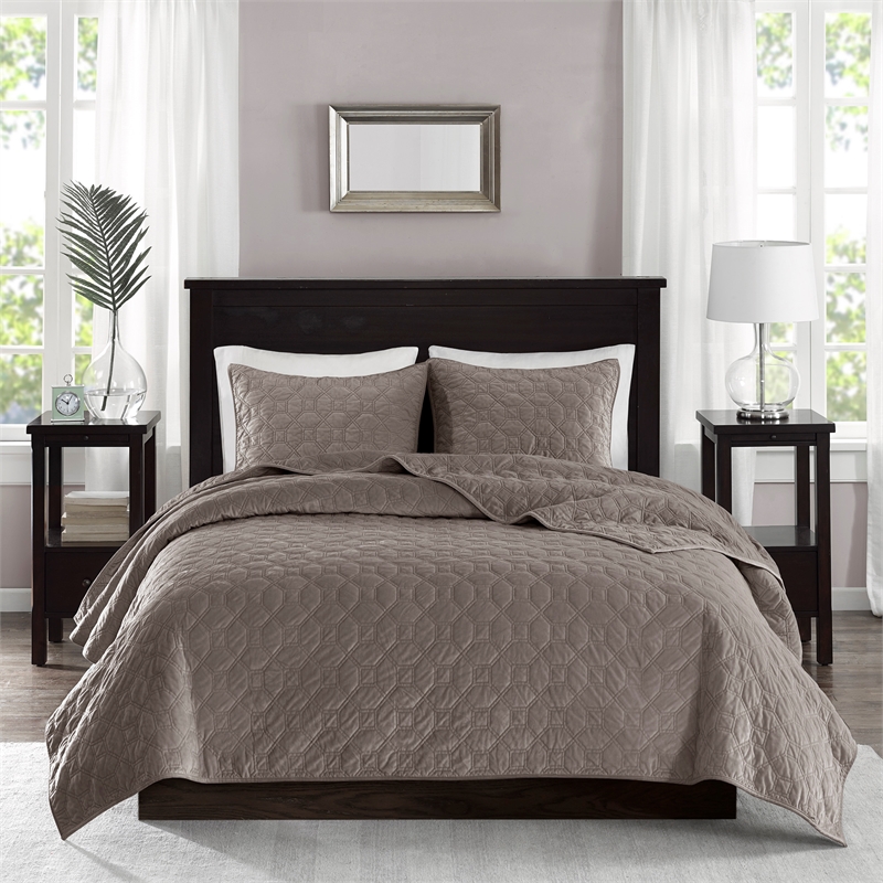 Madison Park Harper 3-Piece Modern Velvet Fabric Quilt Set in Taupe