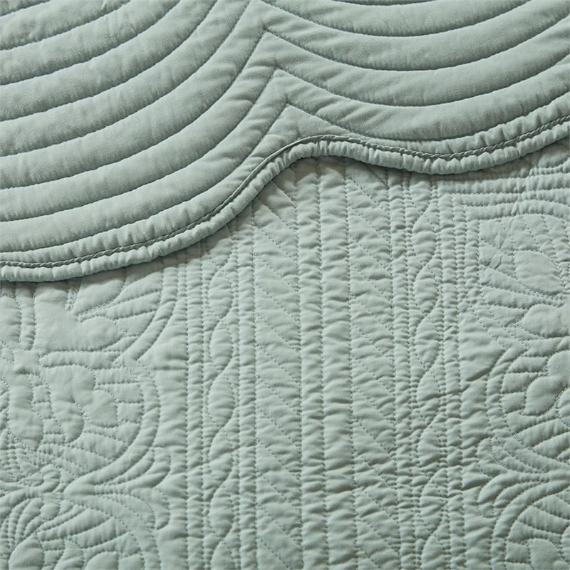 Madison Park Tuscany 3-Piece Cotton Scalloped Edge Quilt Set in Seafoam