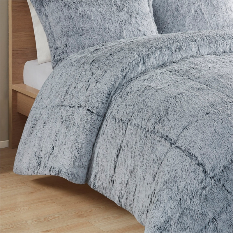 Intelligent Design Malea 2-Pc Fur Fabric Twin/Twin XL Comforter Mini Set - Gray
