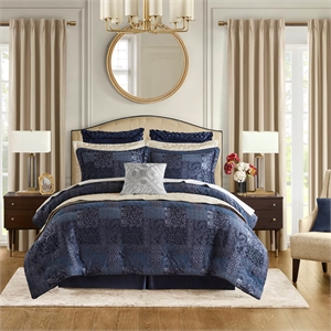 Olliix Croscill Classics Galleria Cal King Comforter Set Polyester in Navy