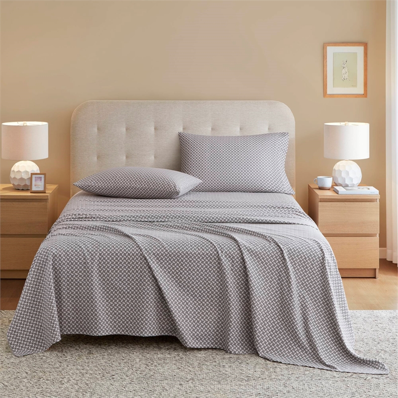 Olliix True North by Sleep Philosophy Cozy Flannel Queen Sheet Set in Snowflake