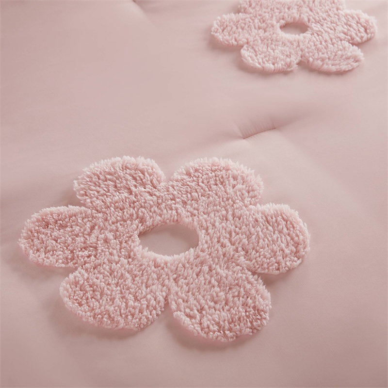 Olliix Intelligent Design Kids Gracie Twin Comforter Set Polyester in Pink