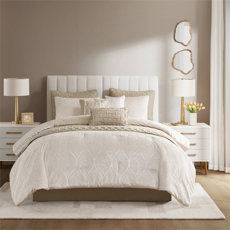 Olliix Madison Park King PolyesterComforter Set in  Champagne