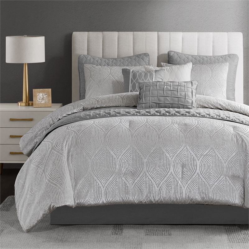 Olliix Madison Park Queen PolyesterComforter Set in  Grey