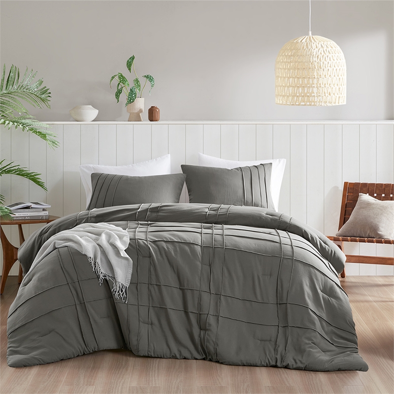 Olliix Comfort Spaces King Microfiber Comforter Set in  Grey