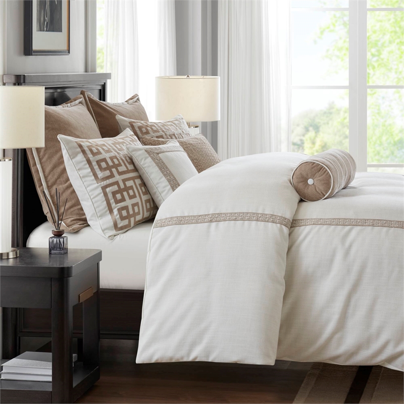 Olliix Madison Park Signature King Polyester Comforter Set in  Tan/Ivory