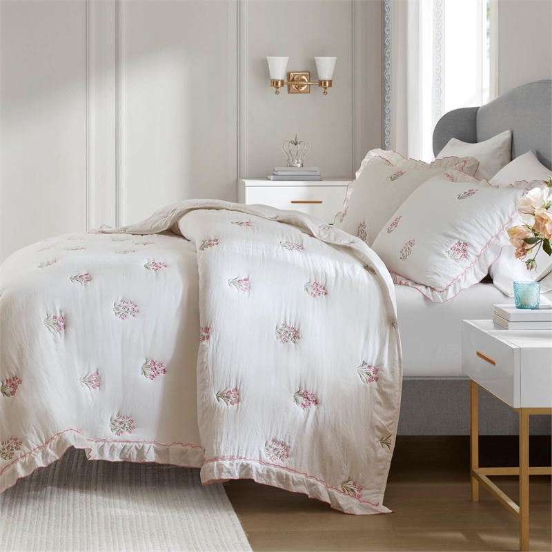 Olliix Intelligent Design Full/Queen Microfiber Quilt Set in  Pink