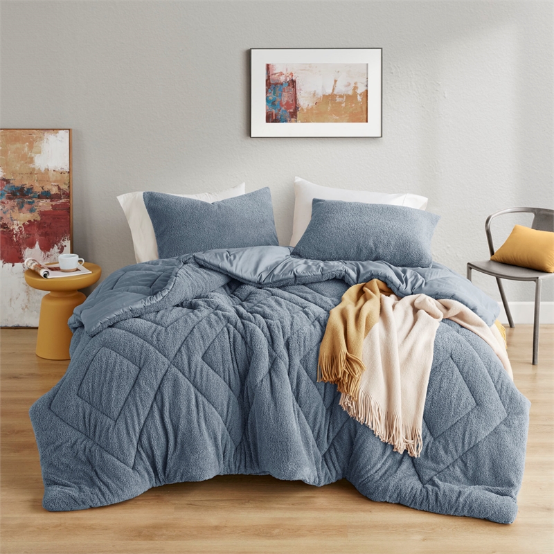 Olliix Comfort Spaces King/Cal King Microfiber Comforter Set in Blue